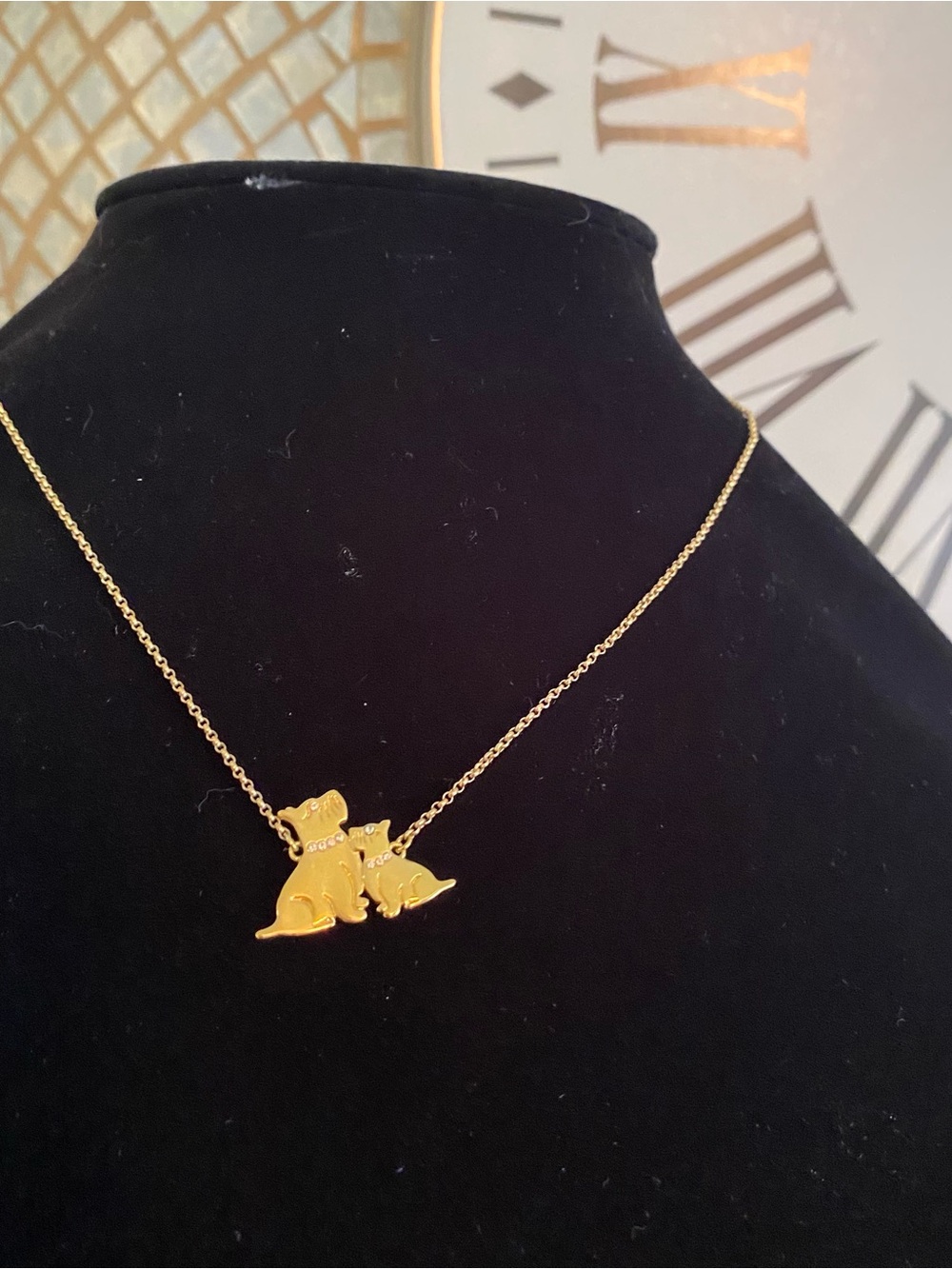 kate spade “mom knows best” gold-tone duo Scotty dog pendant necklace